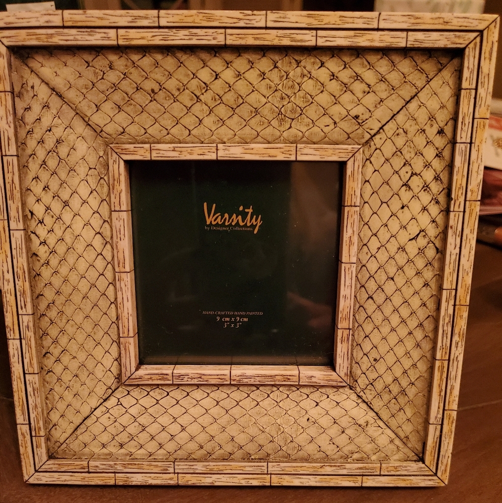 Picture Frame 9cm X 9cm, or 3inch X 3 inches